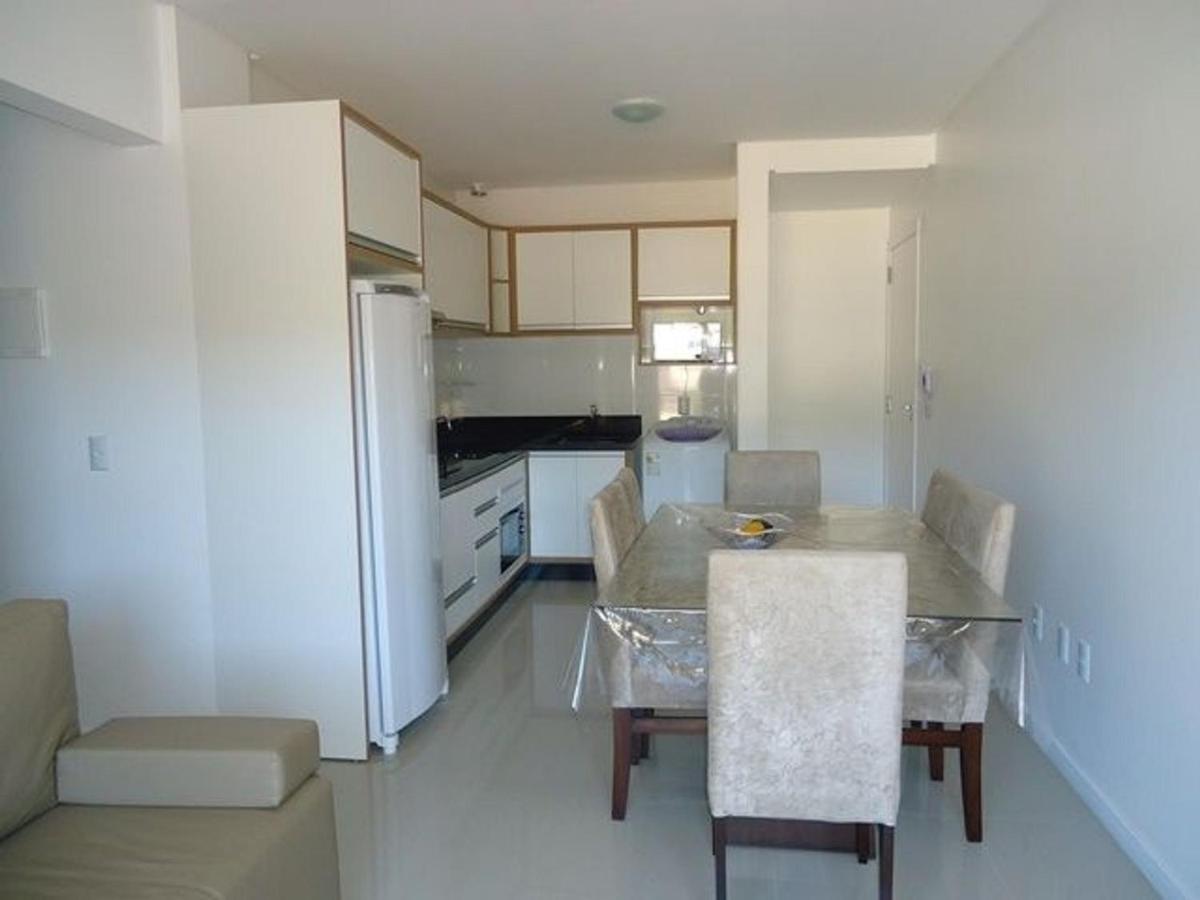 Res. Antonio Pinheiro. Apartamento Com 2 Dormitorios. Bombinhas Eksteriør billede